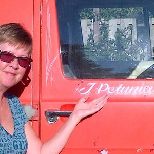 Meet your Posher, Janet